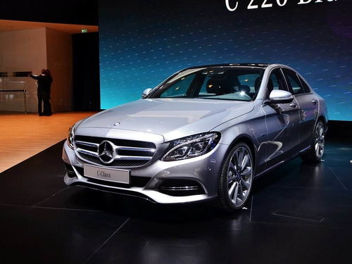 奔馳安全警示 部分進口C級與E級汽車被召回，車主應(yīng)如何應(yīng)對？